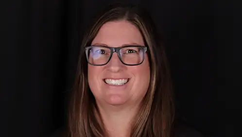 Dental assistant Kristin