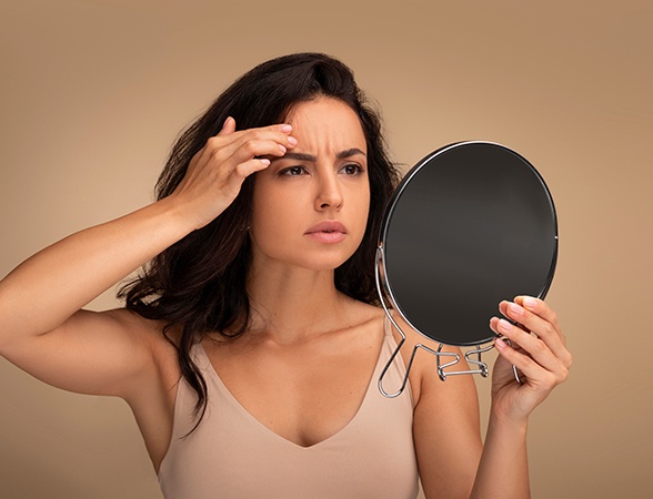 Portrait of beautiful, confident woman